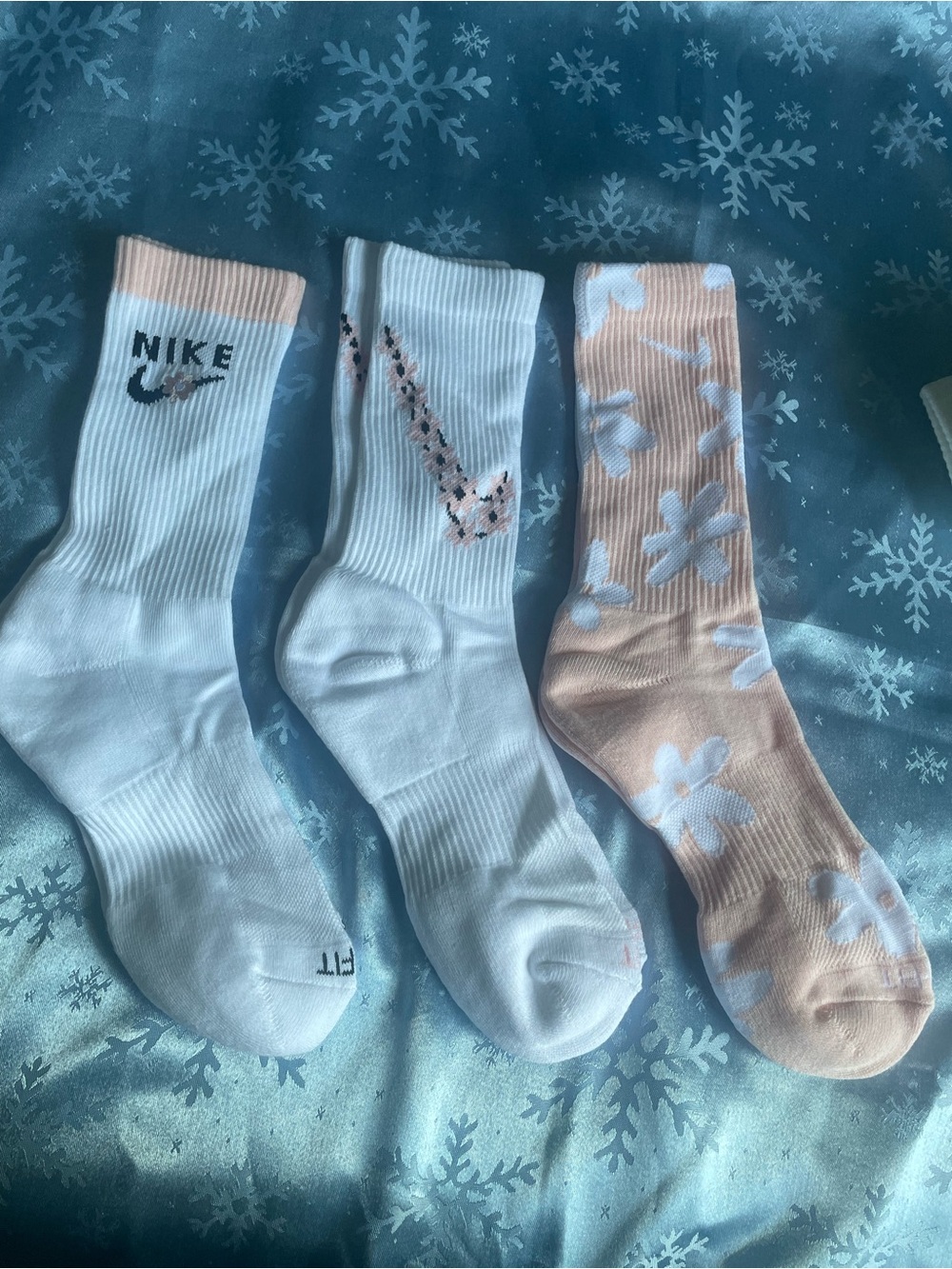 Nike White & Peach Crew Socks - 3-Pack Floral & Swoosh Styles